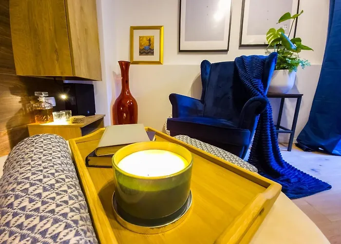 ǁ Corino Биоград-на-Мору