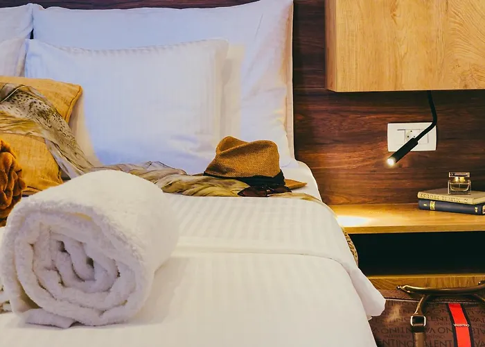 ǁ Corino Биоград-на-Мору