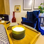 ǁ Corino Biograd Na Moru