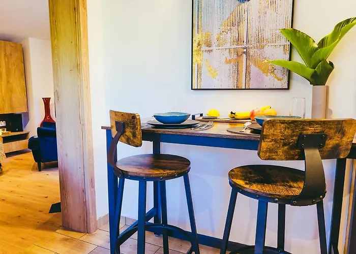 ǁ Corino ביוגראד נה מורו