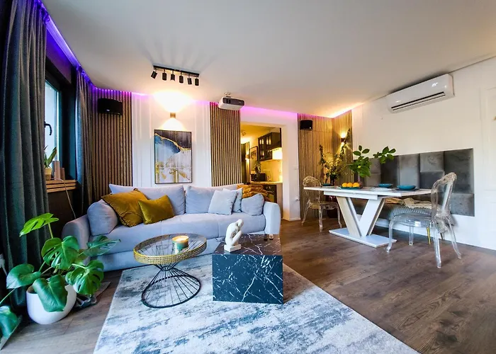 ǁ Corino דירה *