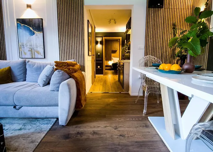 ǁ Corino דירה ביוגראד נה מורו